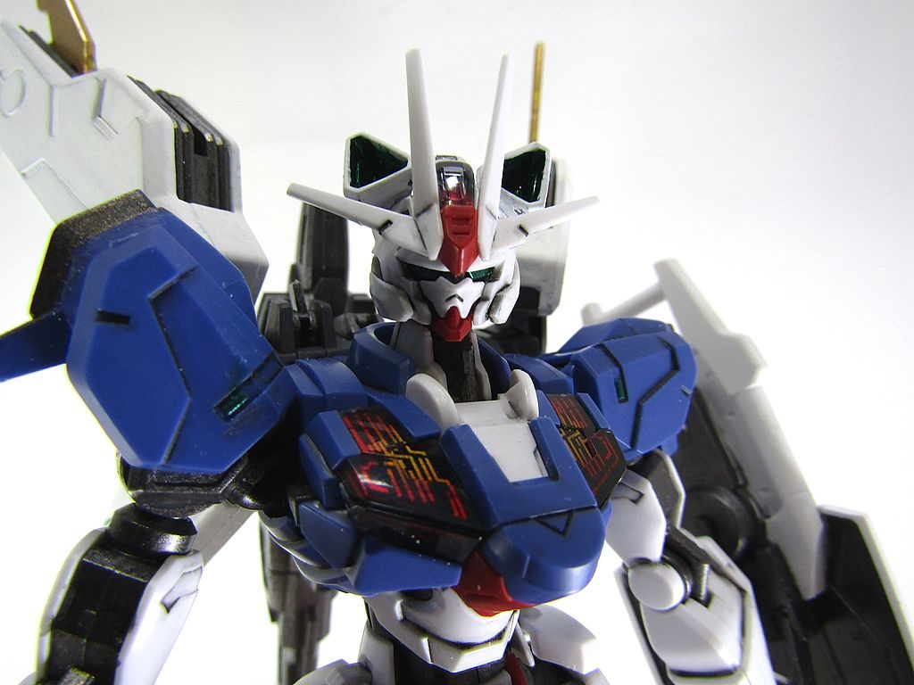 最初に見た時からGP-01フルバーニアンに似ている感じがしてシンパシーを感じていましたが、まさか猫耳が生えるとは。シアクアンタの方がかっこいいかもしれませんが、エアリアルらしさがあるので、結果的にこちらでよかったと思っています。