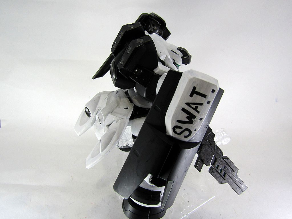 FTBC2023に投稿するため、社外品デカールが使えず、泣く泣く手書きです。