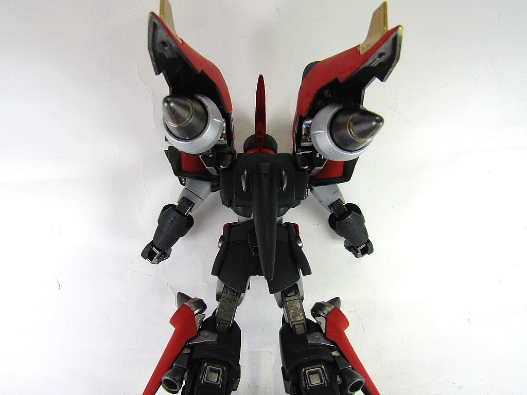 2型で最初考えていましたが、ミーティアのプロトタイプスラスターのMMI-M729エンジンがかっこいいのでこちらで作成しました。