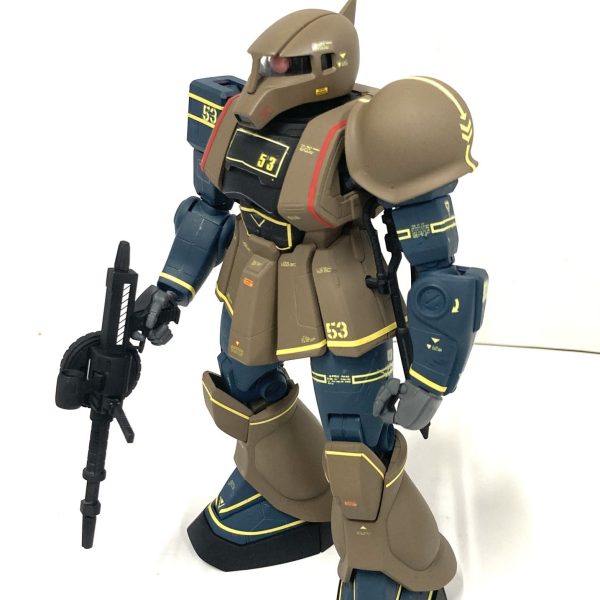 リアルタイプ旧ザク(MG旧ザク黒い三連星仕様)