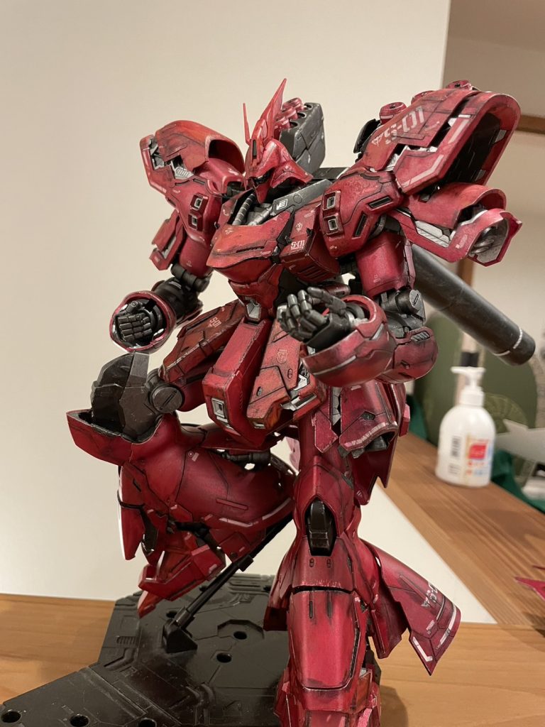 MGは撮影場所も選びますね笑リビングモデラーにはでかすぎます笑