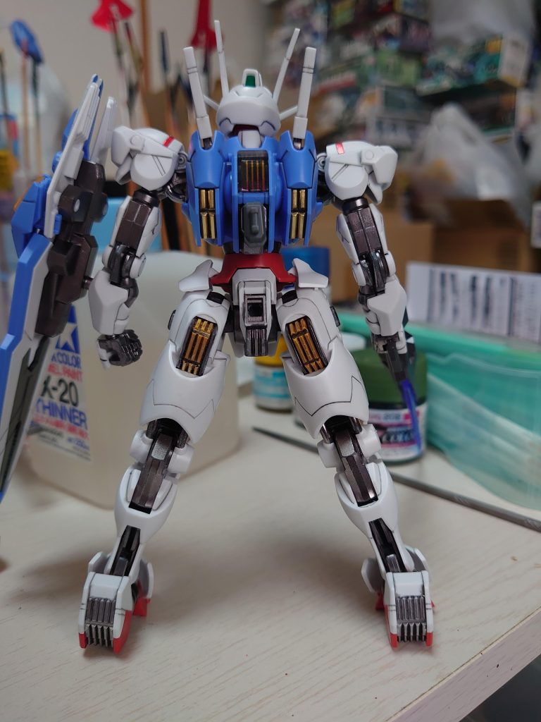 個人的に背面の合わせ目と、塗り分けがきれいに出来たかなと思ってます。