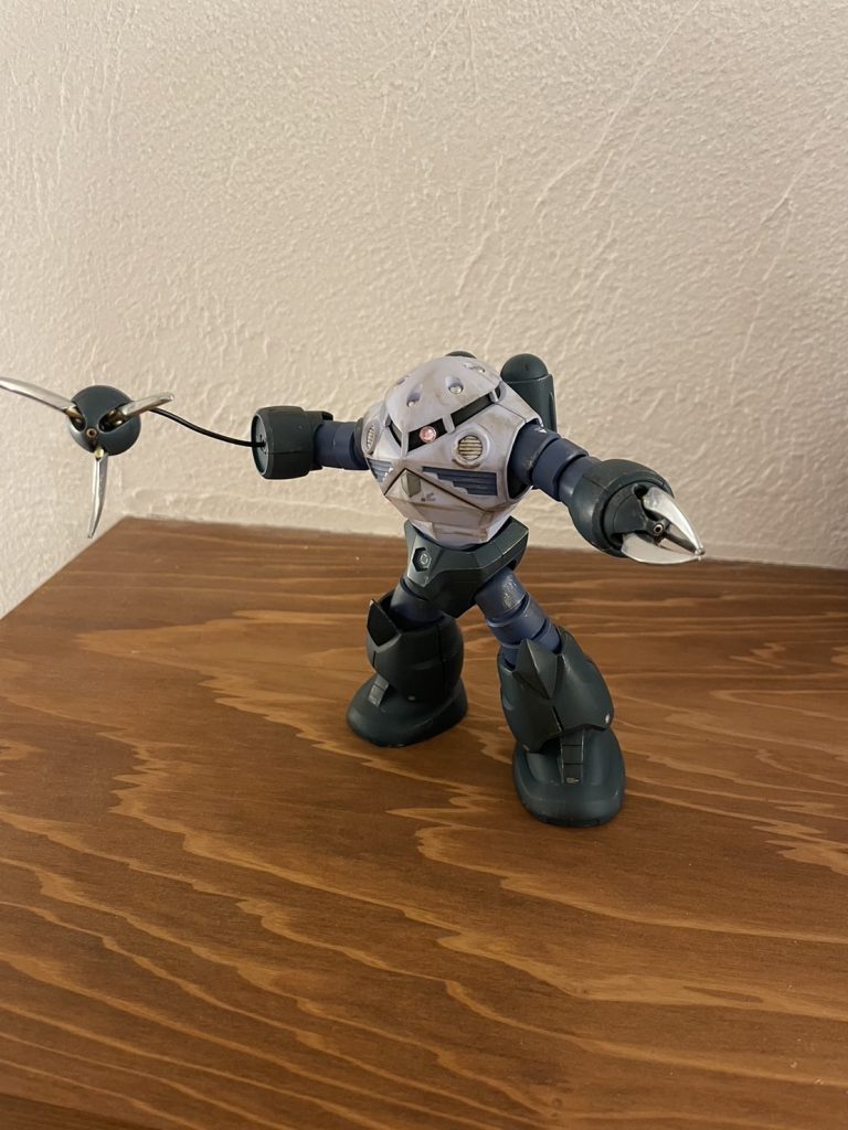 爪はあえてメッキシルバーです！最近ハマってます笑