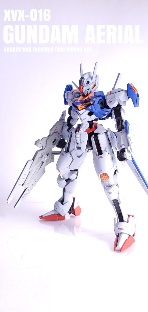 表面処理、モールド彫り直し後ガイアノーツサーフェイサーエヴォで傷確認後、エアブラシで全塗装しました。