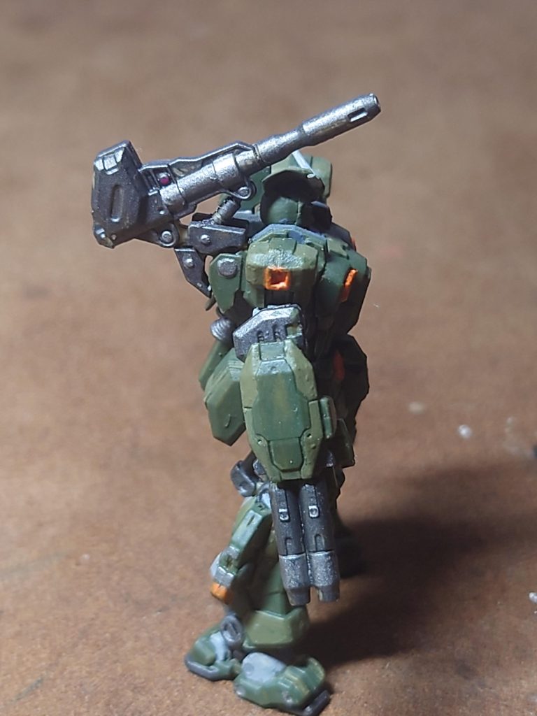 右側武装マジで好きです。