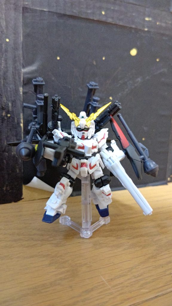 射撃!!(フルアーマーユニットが重すぎてポーズがとれませんでした😅)