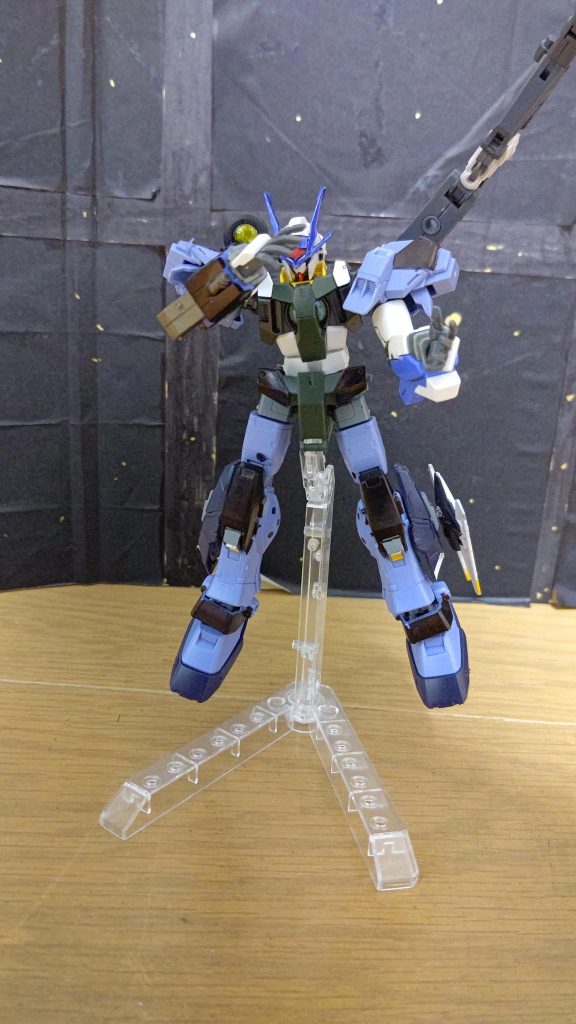 ウィィィン…ガシャン