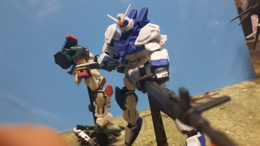 こんなヤツにぃぃ