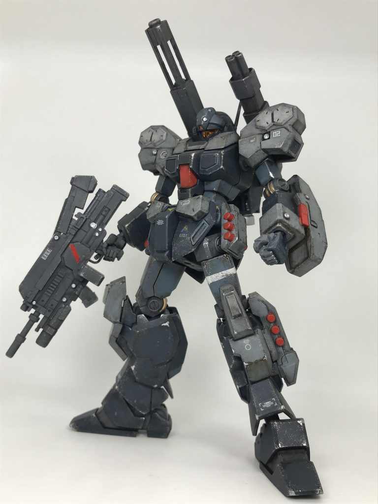 シルバーの差し色追加+ウェザリング第二段階(最終形態)ちなみにシルバーの差し色とハゲ表現は爪楊枝でおこなっております2〜300円くらいの安い面相筆しかないので…細かい筆塗りは無理なのです…良い筆欲しいなぁ…以上、 HG ジェスタキャノン お手軽ウェザリングご閲覧ありがとうございましたそして予告?と発見