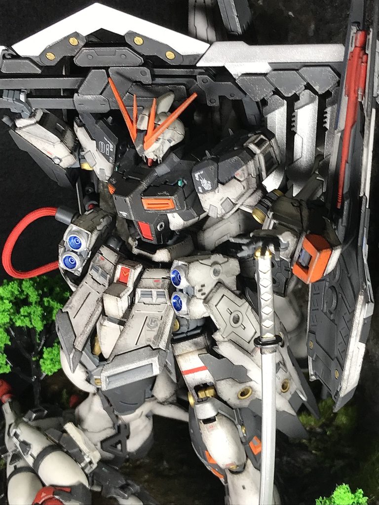 νガンダムは伊達じゃない!!と…アムロもニッコリ展開!と思いきや…新たな脅威が…外宇宙から地球に迫っていた…全宇宙を揺るがす さらなる激闘が…今 はじまるつづく?え〜…ザウォートを使用した新たなケロロボと新種のエイリアンレディを作成予定ですが…しばらく無理そうなので、今回はνガンダムでお茶濁し🙄