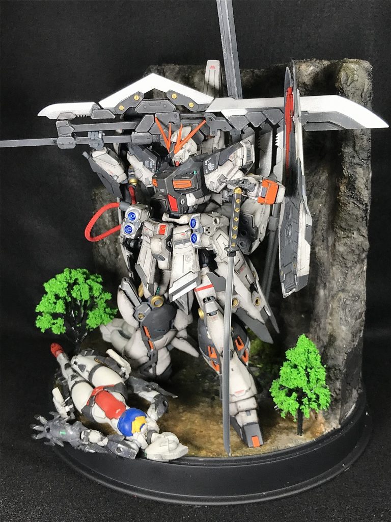 というわけで前作からの続きのストーリーUC 0088地球を来襲した3体の外宇宙機械生命体(エイリアンレディ)との人類生存をかけた最終戦争絶対絶命と思われたが…ケロン星から援軍にきたタママ二等兵と搭乗機のタママロボMk-Ⅲにより形勢は逆転…したと思われたが…タママ「あ…お菓子食べすぎてお腹が痛くなってきたですぅ…しばらくボクは休憩するのです〜…でも安心するですぅ!クルル曹長さんが地球のMSをパワーアップしてくれてるので、それで軍曹さん達が来るまで戦っていて欲しいです〜」