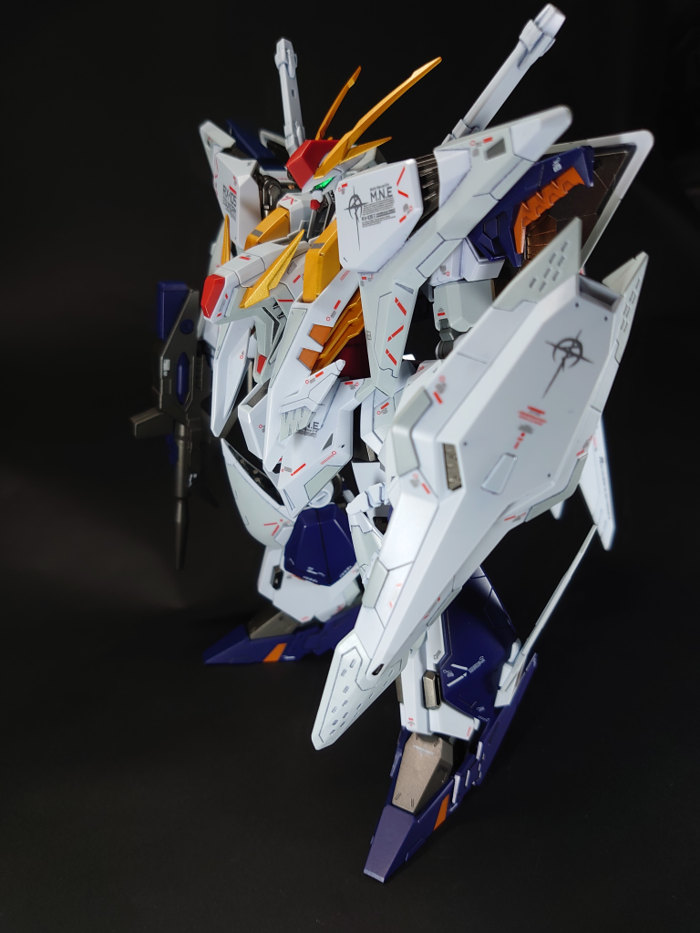 RG風 Ξガンダム–4枚目/制作者：岩岸 杞京