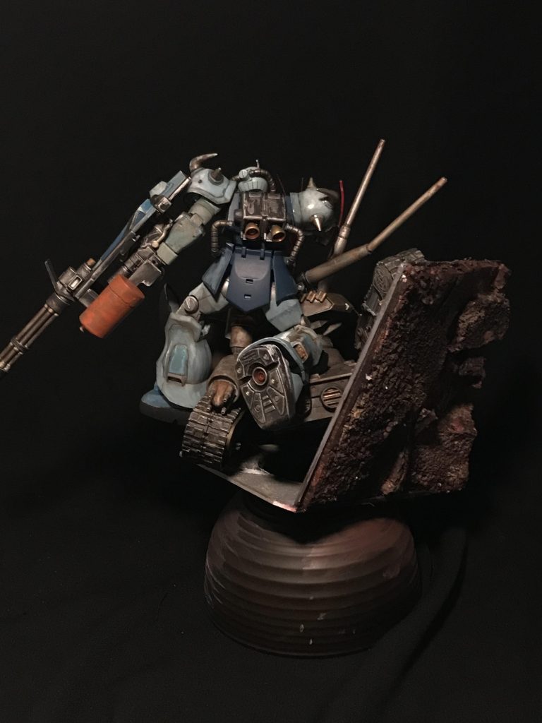 背面撮影時にはじめてリアスカートの塗り忘れを発見する。普段は見えないのでこのままにする。