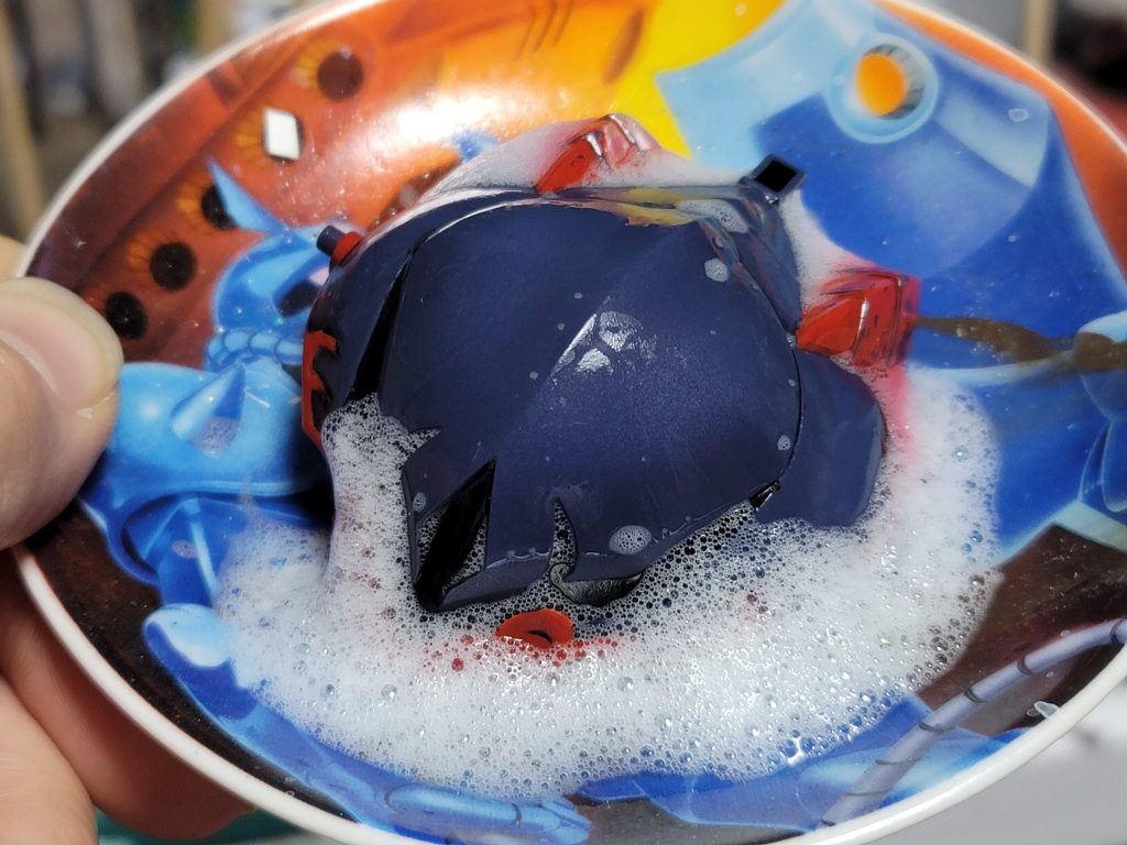 これは塗り直しのためにマジックリンに溺れるアシュタロン