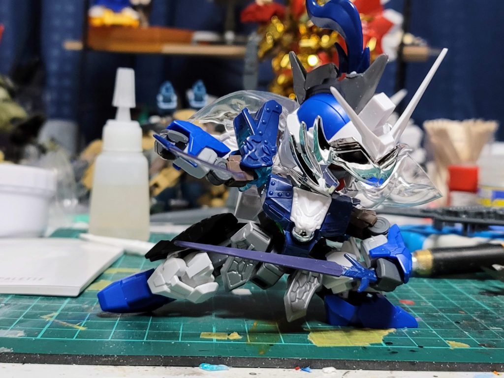 動けるように加工するとこういうポーズがとれてとても楽しい