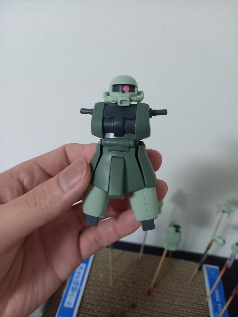 大腿部の合わせ目は、段落ちモールド化しました😏