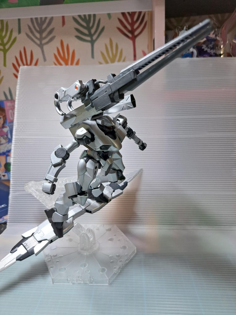 ジャンクパーツから作った大型レールガン。意外と見栄えはいいんじゃない？