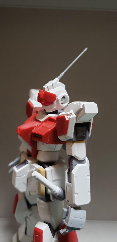 アンテナをビルダーズパーツのロッドアンテナに、ハンドもビルダーズパーツのハンドに変更