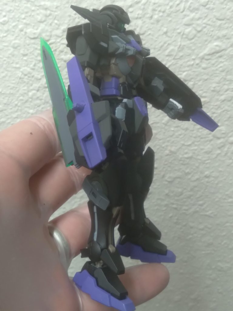 I added a peg to be able to attach the shield on the gn sword as well