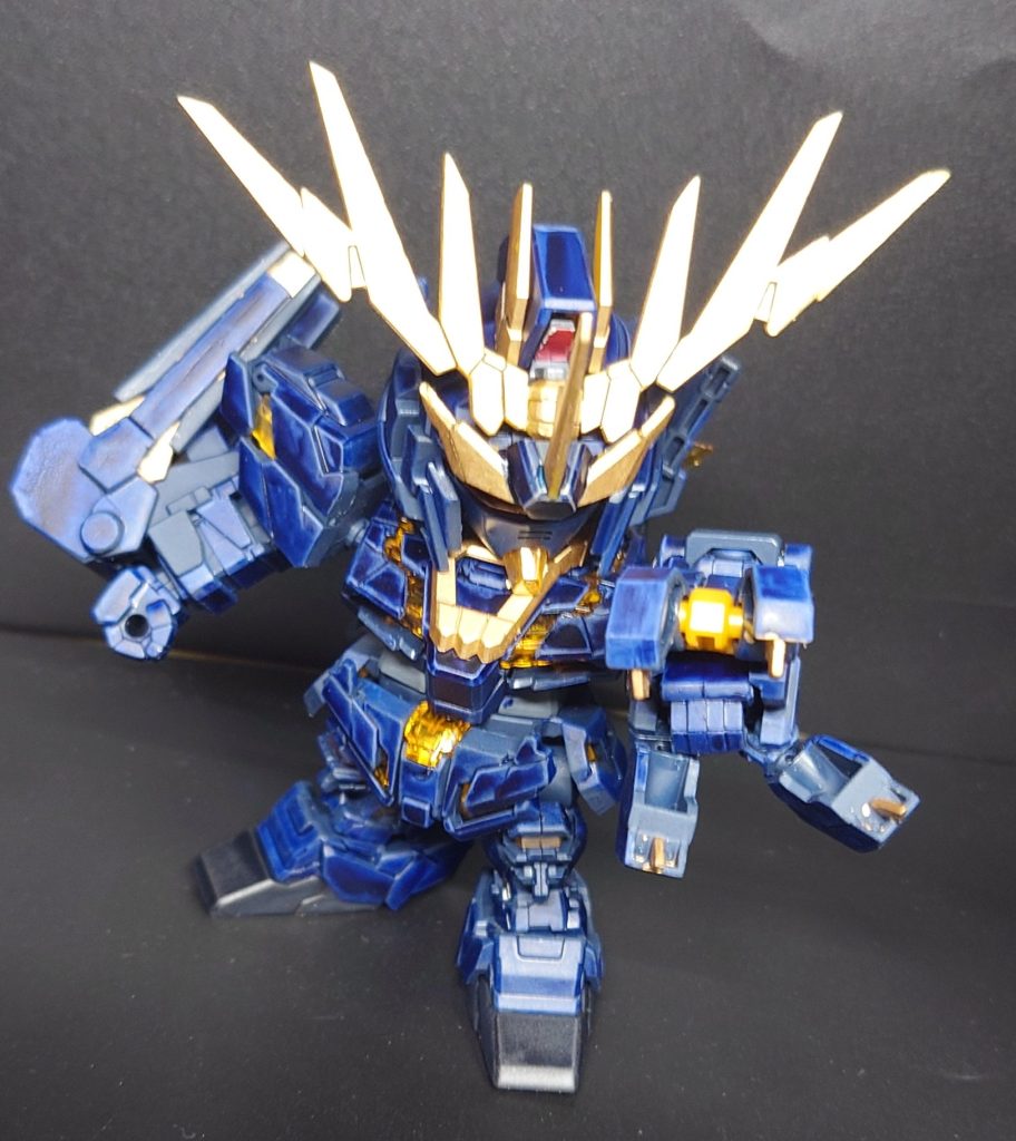 写真撮ってる内に、逆にムラがメッキと言いますかチタニウムフィニッシュみたいな感じでこれはこれでありだなと思いました☺️ティターンズブルーも結構いい色合いで気に入りました。