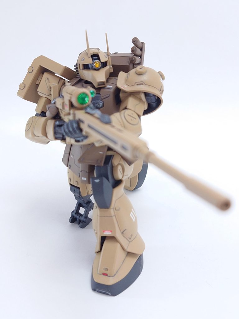 お決まりのポーズ✨モノアイとセンサー部のUVレジンがなかなかいい具合です🎵透明感あって立体的だし👍