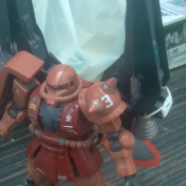 I will be starting on the origin zaku 2 sometime soon. I want to make it into an ultra-high mobility type machine. The main two boosters are from the Tertium arms set. The secondary booster unit is from the hguc gp03 stamen. It's been modified to be compatible a 3mm hole. I also added some plastic plate on the Tertium boosters and drilled hole so equipment can be attached. （1枚目）