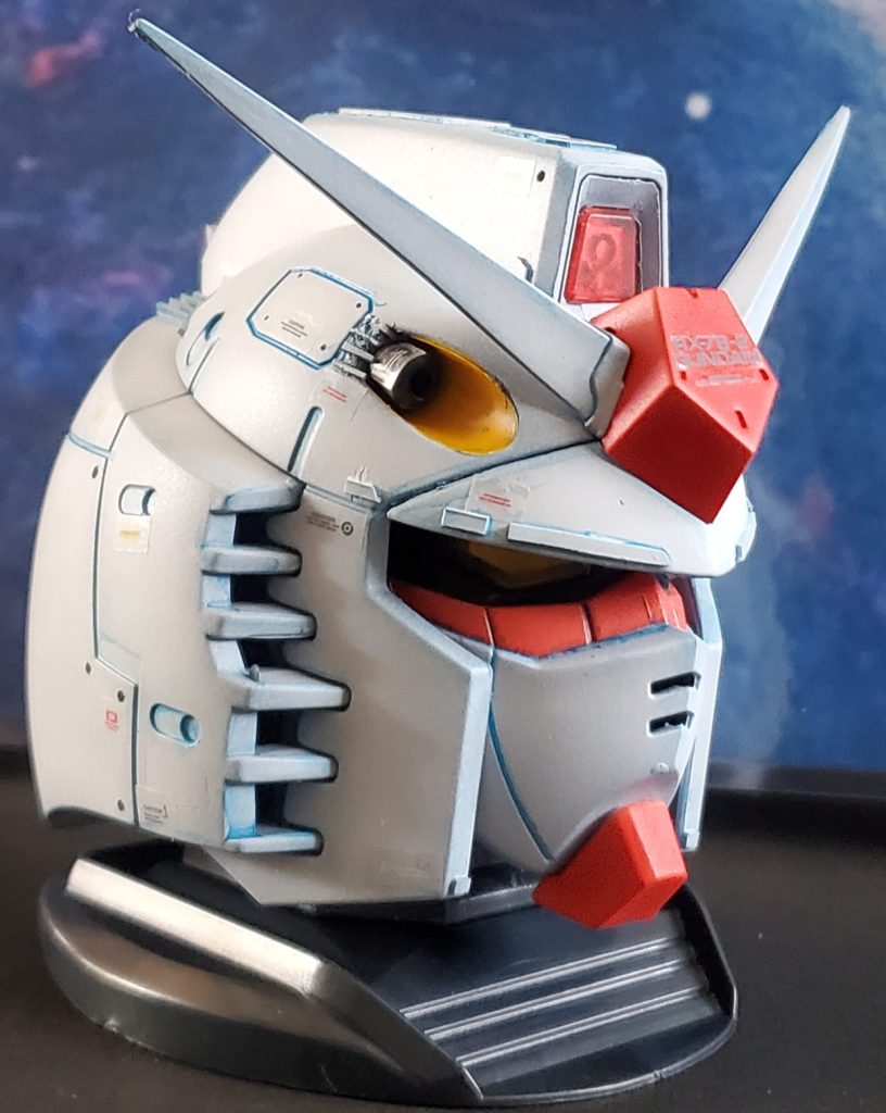 ガチャガチャのガンダムヘッド–2枚目/制作者：p5150