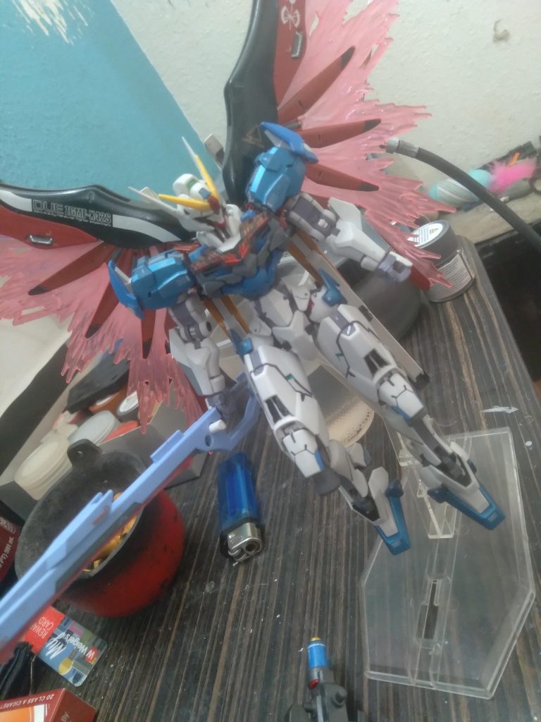 I have painted the clear parts of the wings of light.