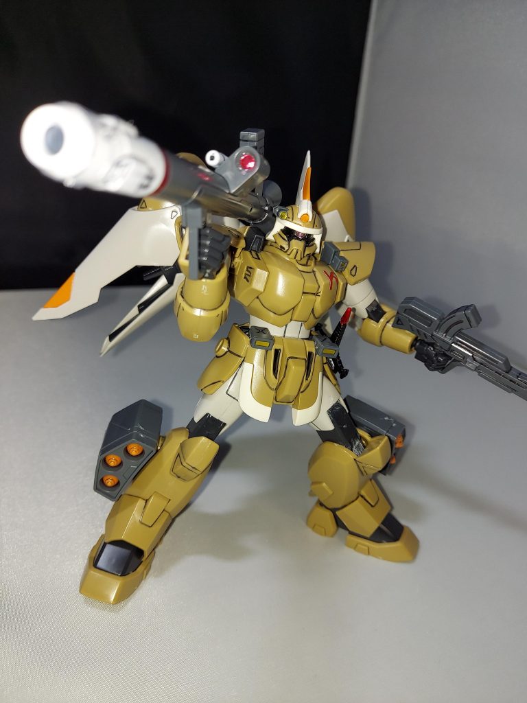 キャットゥス(バズーカ)もグレー1色だったのでホワイトの所は塗装センサーはUVレジンですこし光るようにしました✨(わかりにくいですが💧)