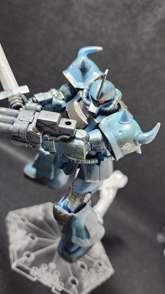 最後にブーストジャンプでコアブースターに斬りかかるシーン。グフカスタムは古来より汚せば汚すほど良いと言われていますので徹底的にウェザリングをしてみました。少しやりすぎな感じもありますが、個人的には満足しております。ここまでご覧いただきありがとうございました。