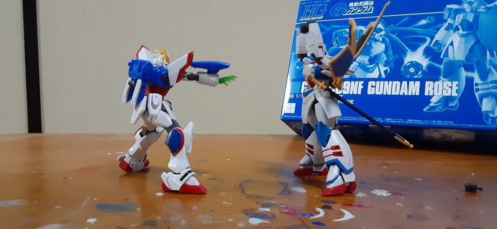 「さあ、トドメを‼️」 放送当時子ども向けの小さいGガンダムの絵本買ってもらって、ガンダムローズ紹介ページでこのシーンがドカンと真ん中にあってアニメと相まって凄い印象に残ってます。ただマントシールドがあと少し動かなくて後ろ側ちょっと外してます。倒れかけのエッフェル塔は心のなかで重ねて下さいwww