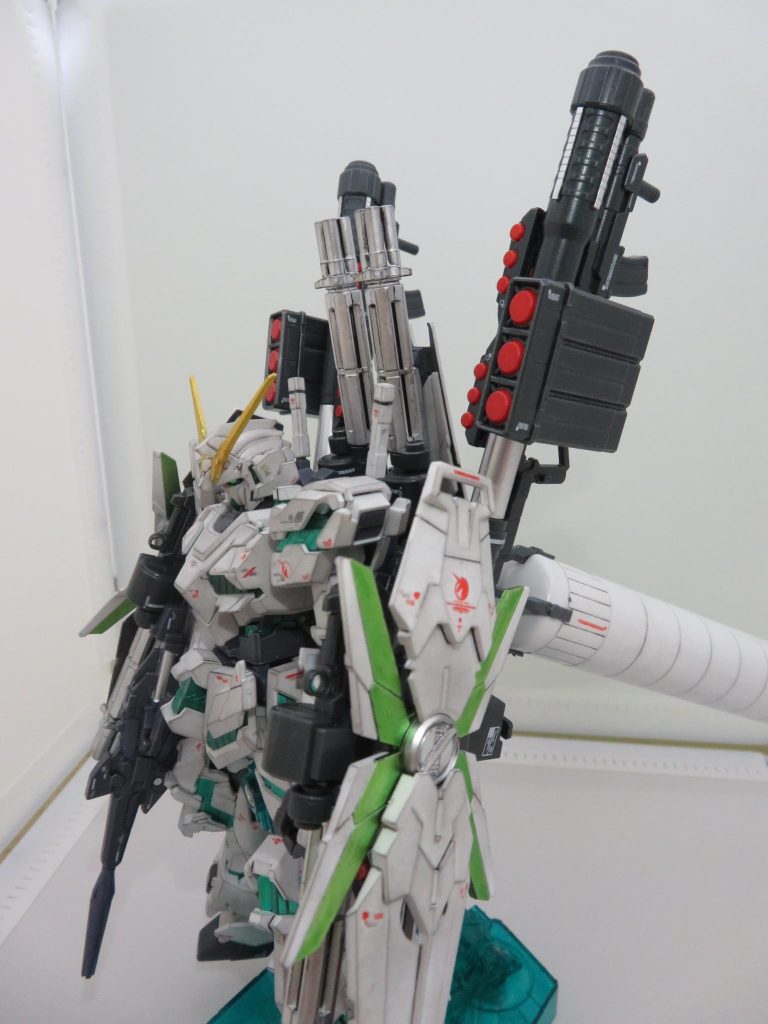 HGUC フルアーマーユニコーンガンダム(デストロイモード)–4枚目/制作者:らり~