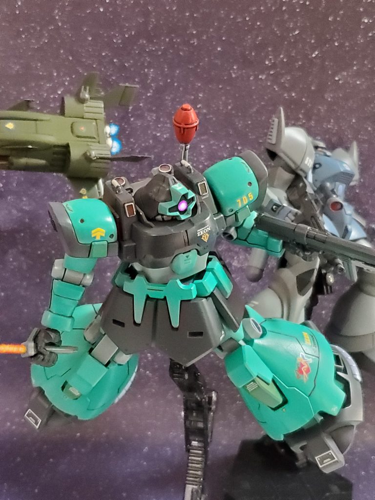 エマァ・ダイス少尉は部下を一人も失わず戦闘終了👍自分の成長を実感し噛みしめ、戦場を後にするのであった…✴️そして…宇宙世紀0082年12月、潜入捜査をしていたキリー・ギャレット少佐が『ガンダム開発計画』の情報を入手❕エギーユ・デラーズは情報を元に新型ガンダム開発を利用した反抗作戦『星の屑』を立案👊✨ガトー少佐、キリー・ギャレット少佐ら主要メンバーを呼び戻し作戦実行の準備を進めるのであった…💫以上、私の妄想イメージによるエマァ・ダイス少尉のプロトタイプ リック・ドムIIの活躍でした~😊🎶