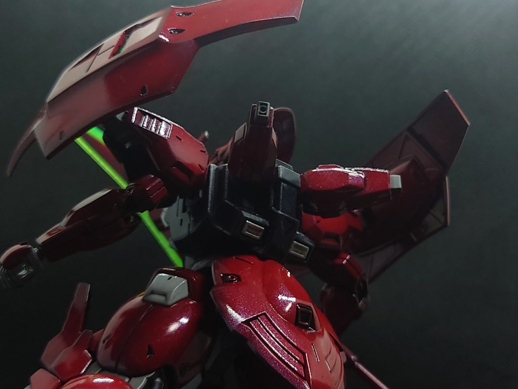 黒とシルバーで部分塗装を少々