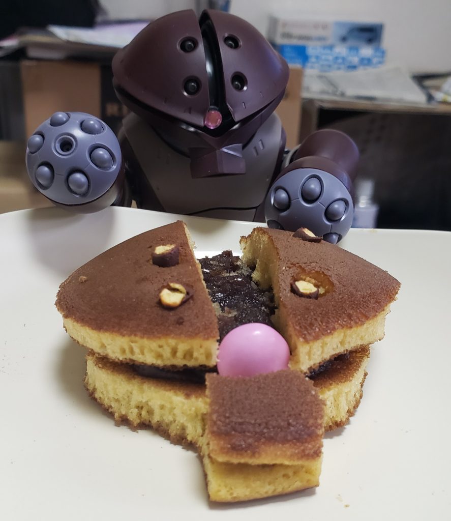 ずんぐりむっくりが可愛いと妻にも好評なアッガイ。今のところ唯一名前を覚えてもらえたMSです。パーツがデカイのでサクサク組めるし、素組でもかなり満足できるのもgood。再販された今こそ、多くの人に手にとってもらいたいキットですね。