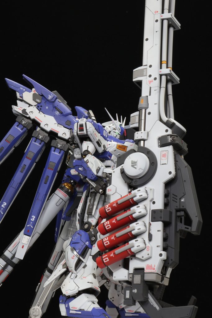 いや、でかすぎぃ！ハイニューも結構大きいはずなのに、その倍近くあるとか…(^-^;