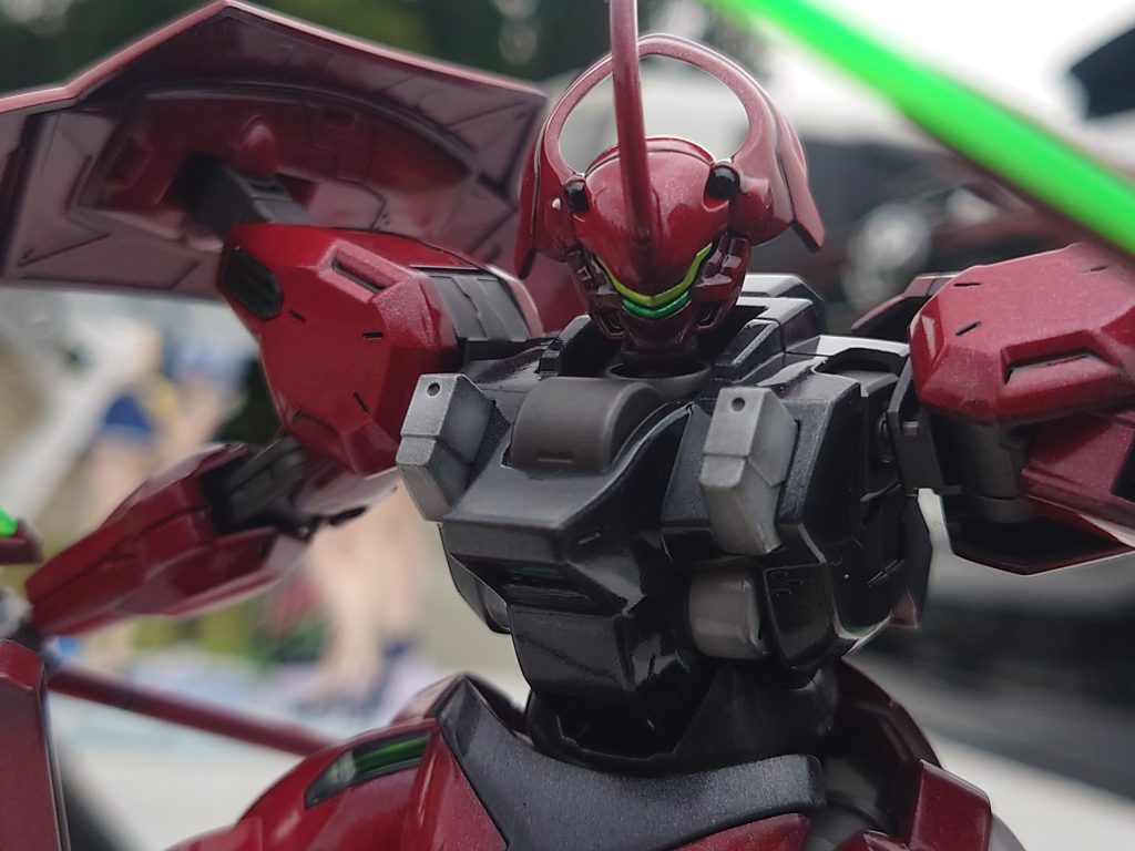 装甲面にもグラデかけてますが分かりづらいですね