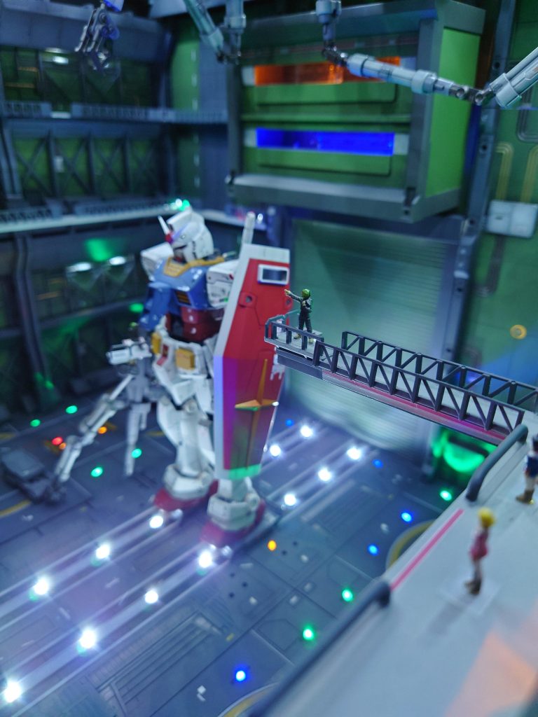 人を配置すると、リアル感がました気がします。