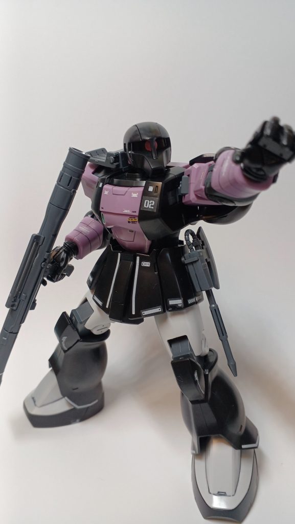 正直、黒い三連星の中だったらマッシュ専用機が一番好きですね。