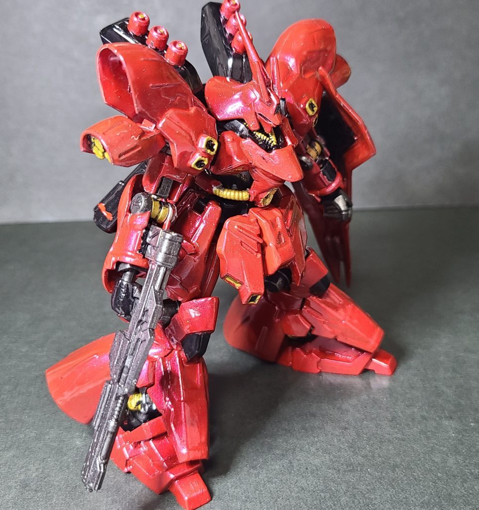 配色バランスは、RGサザビーを参考にしています。