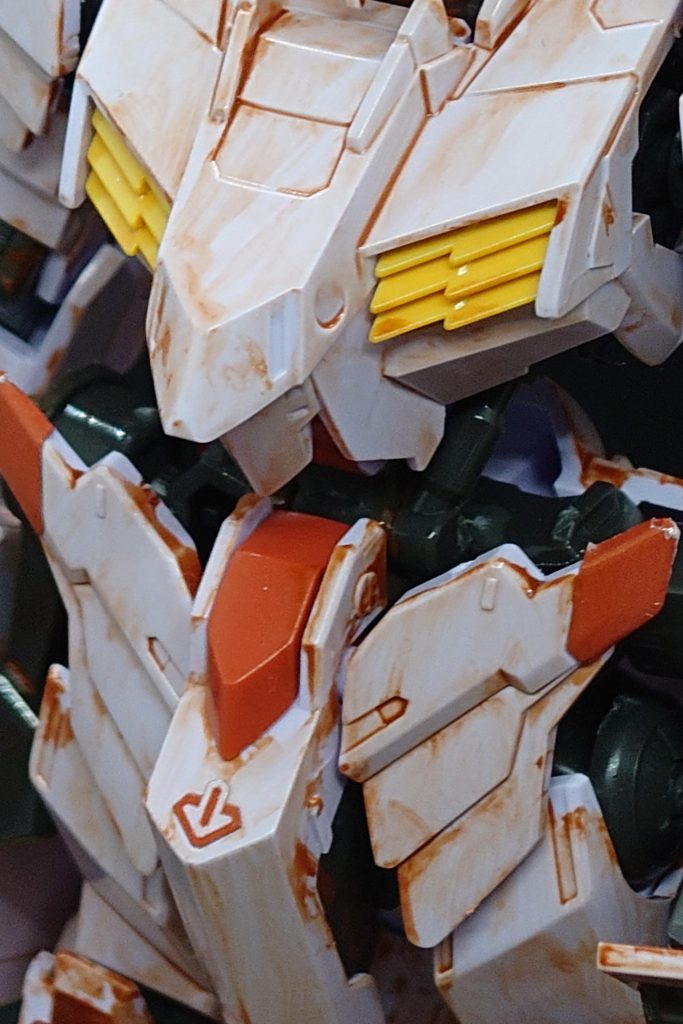 前の作品ではチッピングをやったので今回はウォッシングに挑戦！茶色を使っているので部分的に残して錆っぽく表現してみました(´ε｀ )