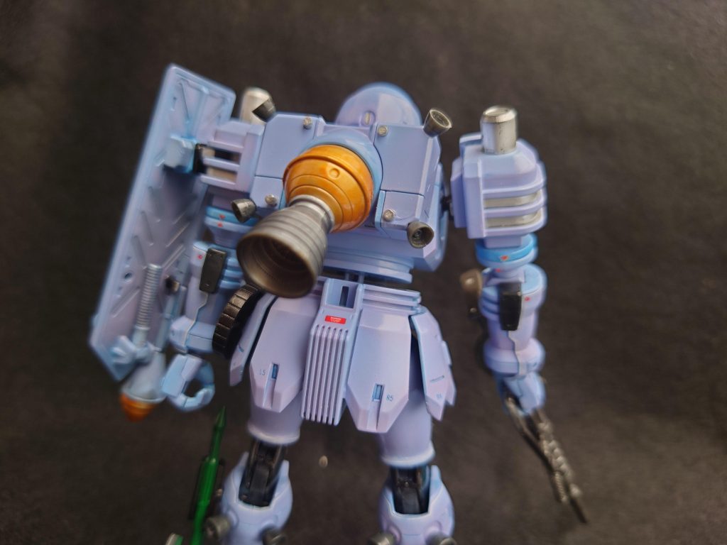 ヅダといえばやはり背中！銀からクリアオレンジで明るめ発色に