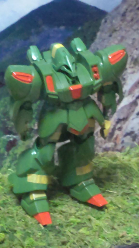 赤塗って乾かしてるところ