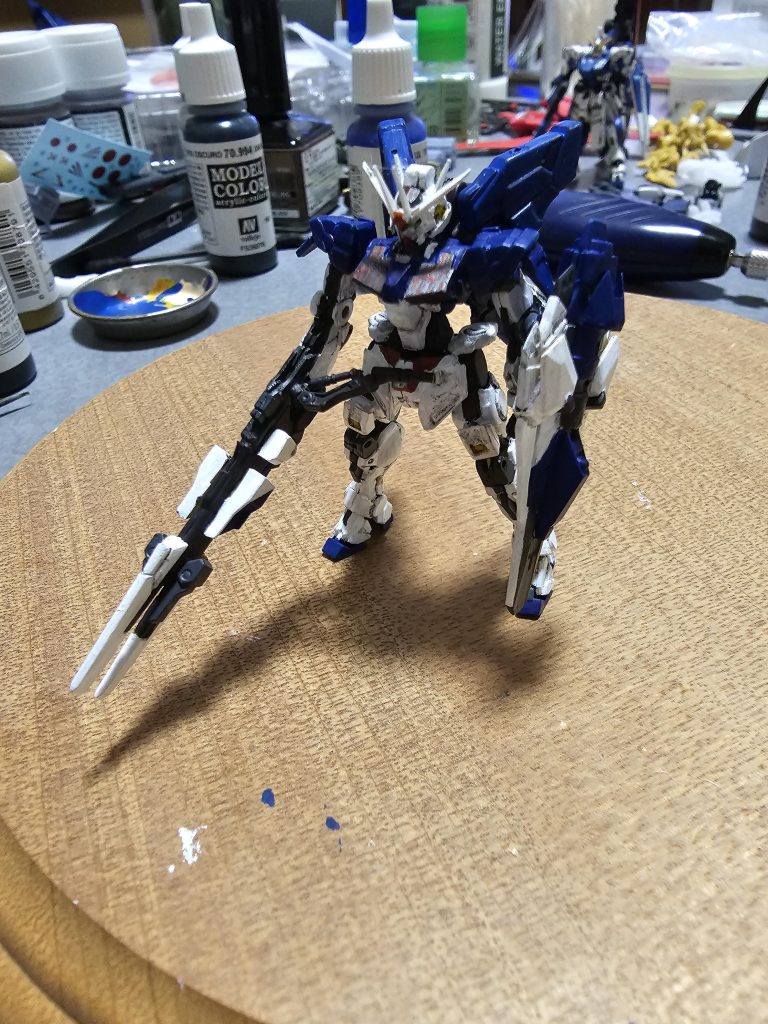 フラッシュ焚かずに撮影。こっちの淡いカラーも好き。
