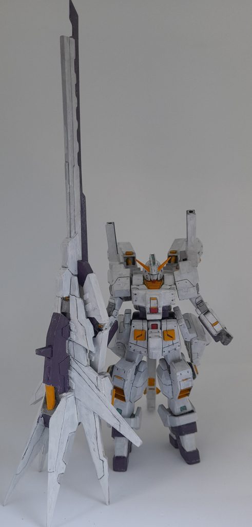 HG X HAZEL CUSTOM–3枚目/制作者：San Toni