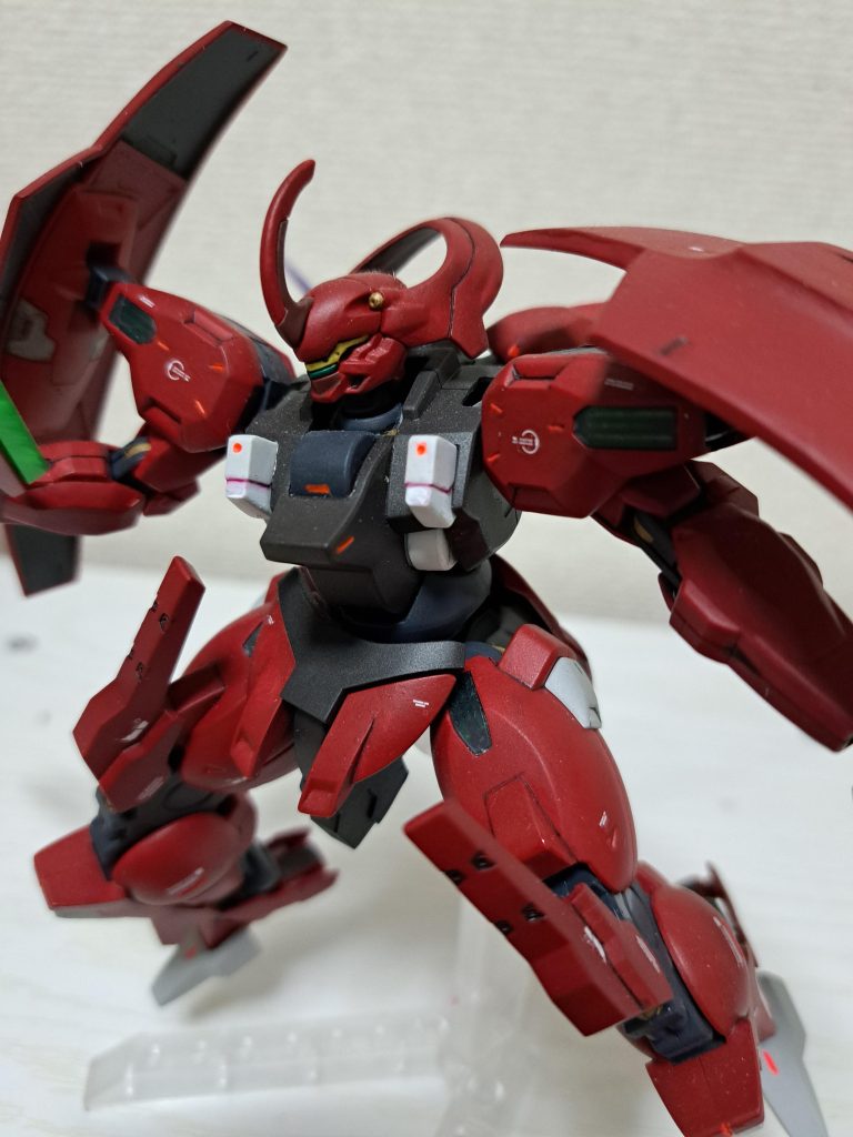 顔もシールではなく 塗りました