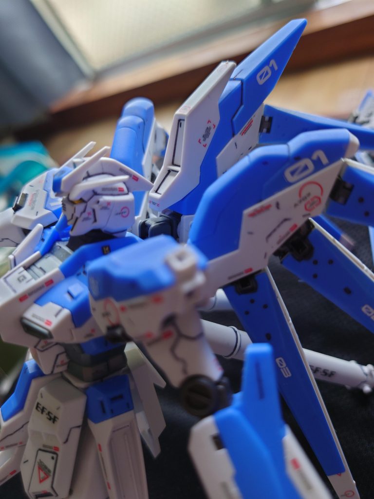 HG ハイニューガンダム[ヘッジホッグ]–4枚目/制作者：A.K.I