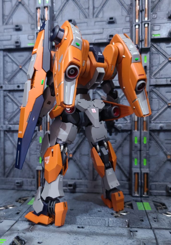 フライトユニット装着のバックスタイル