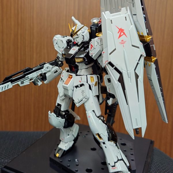 RG vガンダム チタニウムフィニッシュ部分塗装