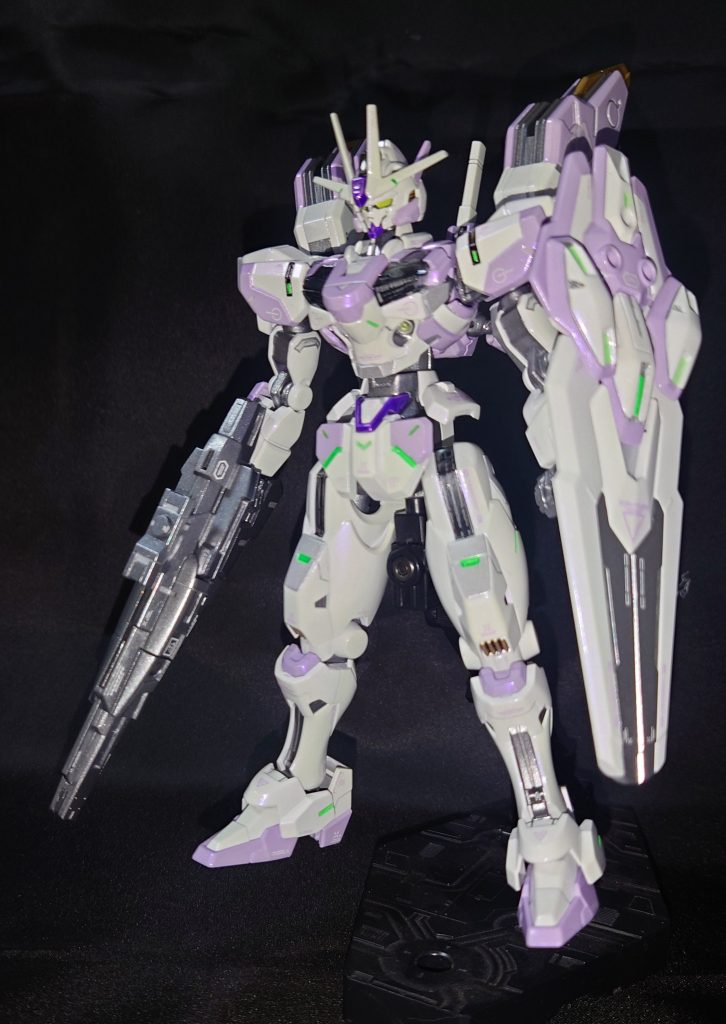 本日、6月22日は23度目の結婚記念日。なのでエアリアル改修型をカミさん専用カラーで作製しました。